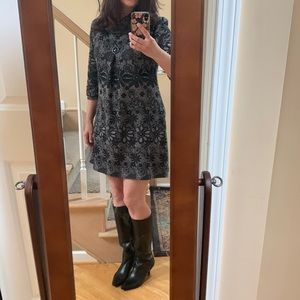 Chic Floral Patterned Black and Gray Midi Dress